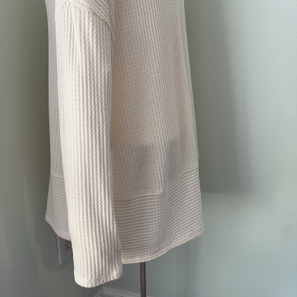 Anthropologie Akemi + Kin Morbier Oversized Cowl Neck Waffle Tunic Top Medium - Picture 8 of 11